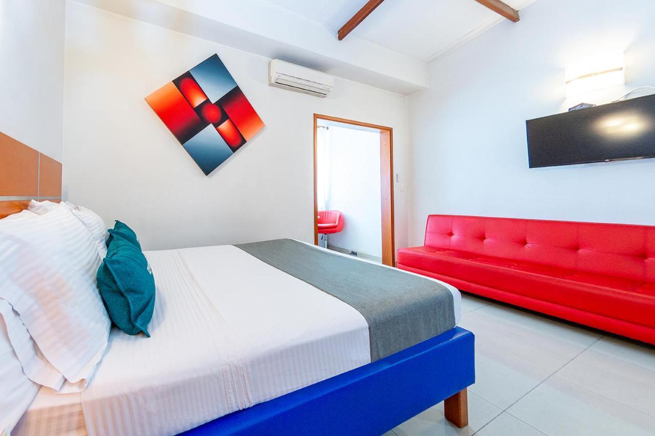 Ayenda Optimum Hotel Pereira Exterior photo